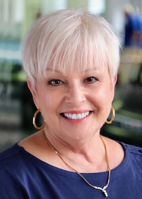 Staff member Suzie Franz, Customer Service from ID_414fd8a7fb6d