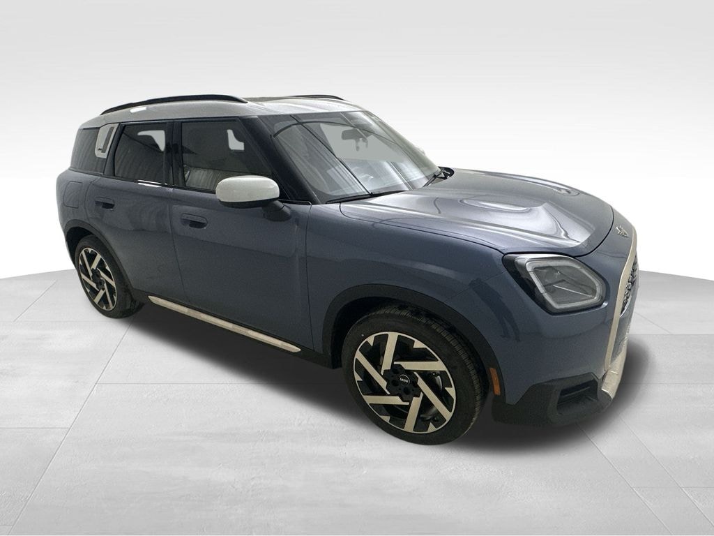 New 2025 MINI Countryman Iconic SUV