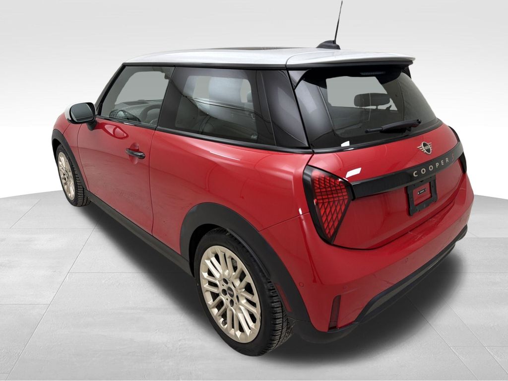 2025 MINI Hardtop 2 Door S - Photo 7