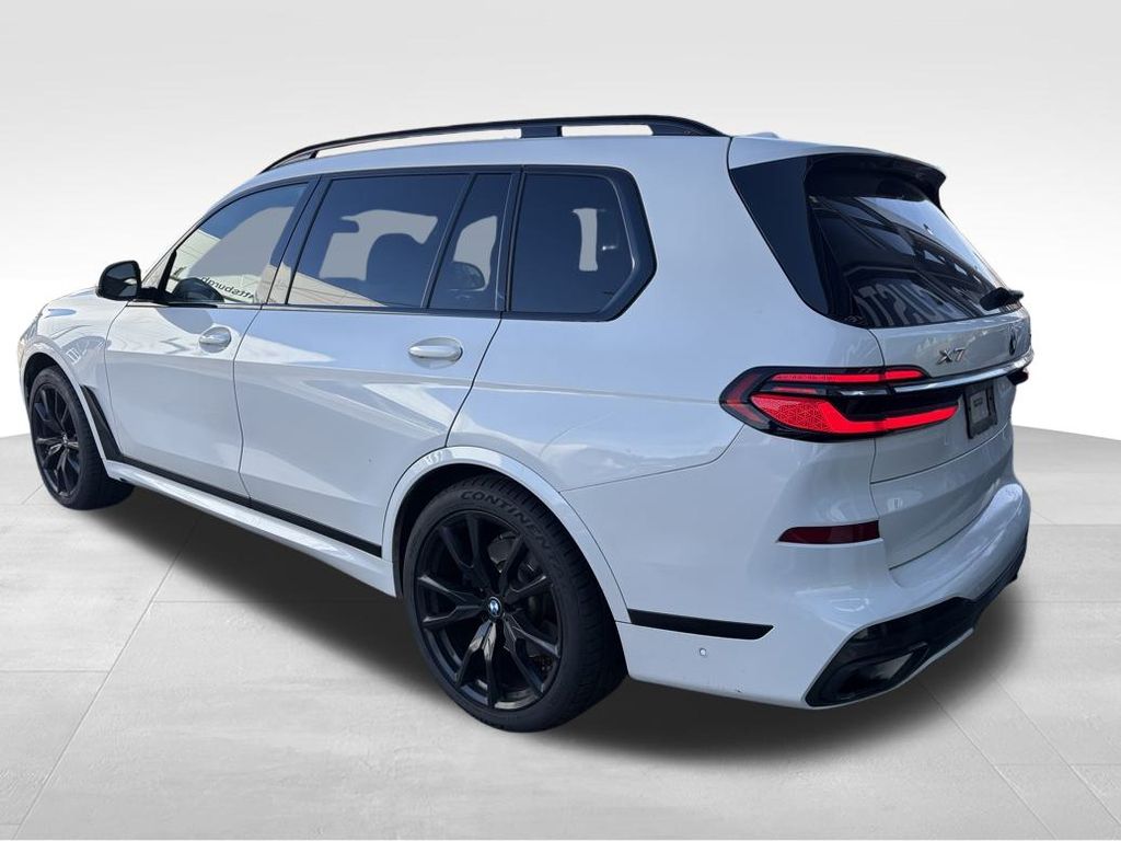 2023 Bmw X7 xDrive40i photo 2