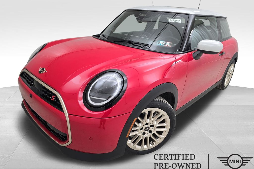2025 MINI Hardtop 2 Door S's photo