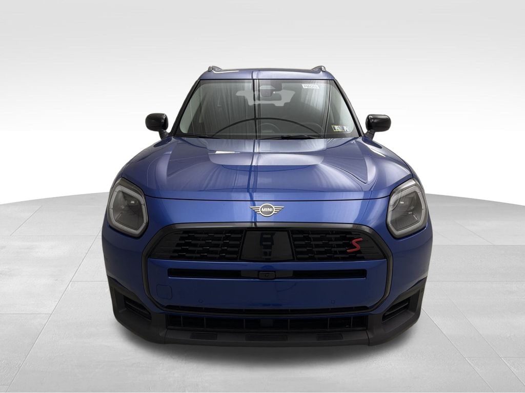 New 2025 MINI Countryman Iconic SUV