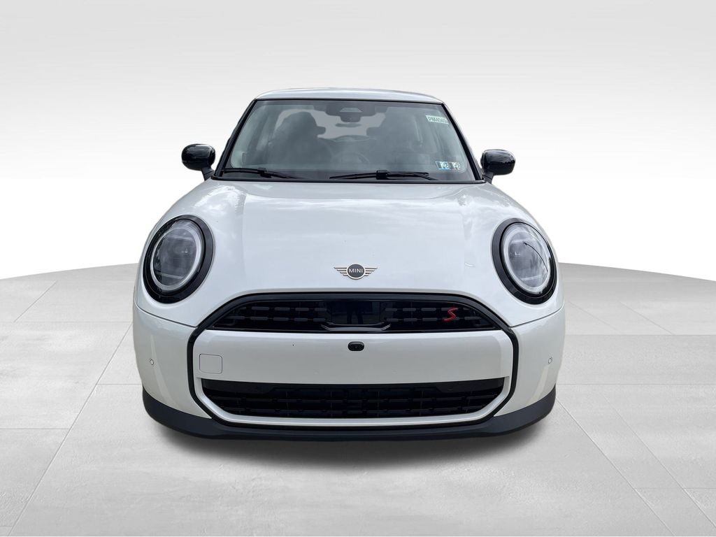 2025 Mini Cooper S Iconic photo 3