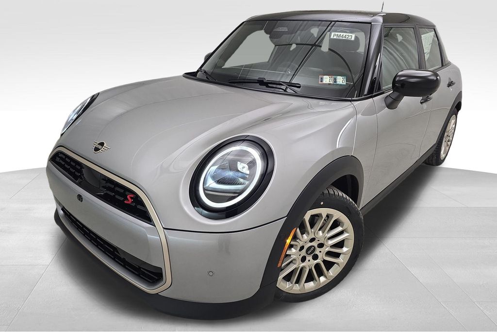 2026 MINI Hardtop Cooper S's photo