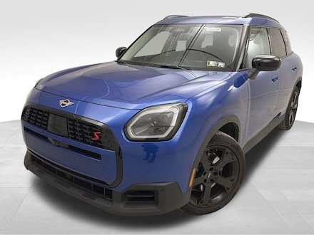 2025 MINI Countryman Iconic SUV