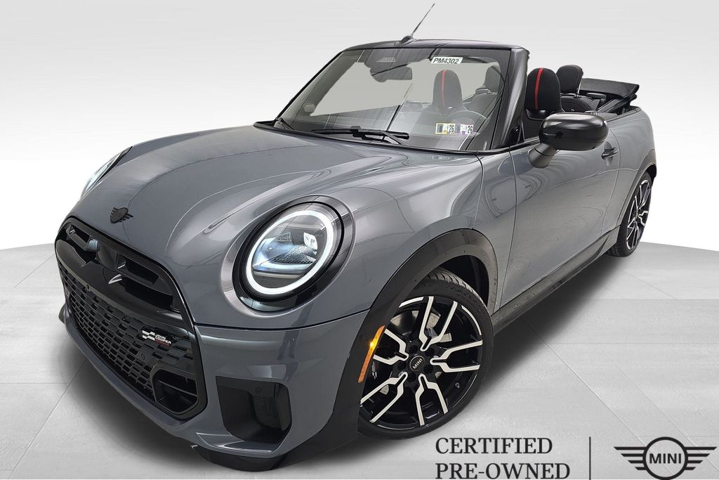 2026 MINI Convertible Cooper S's photo