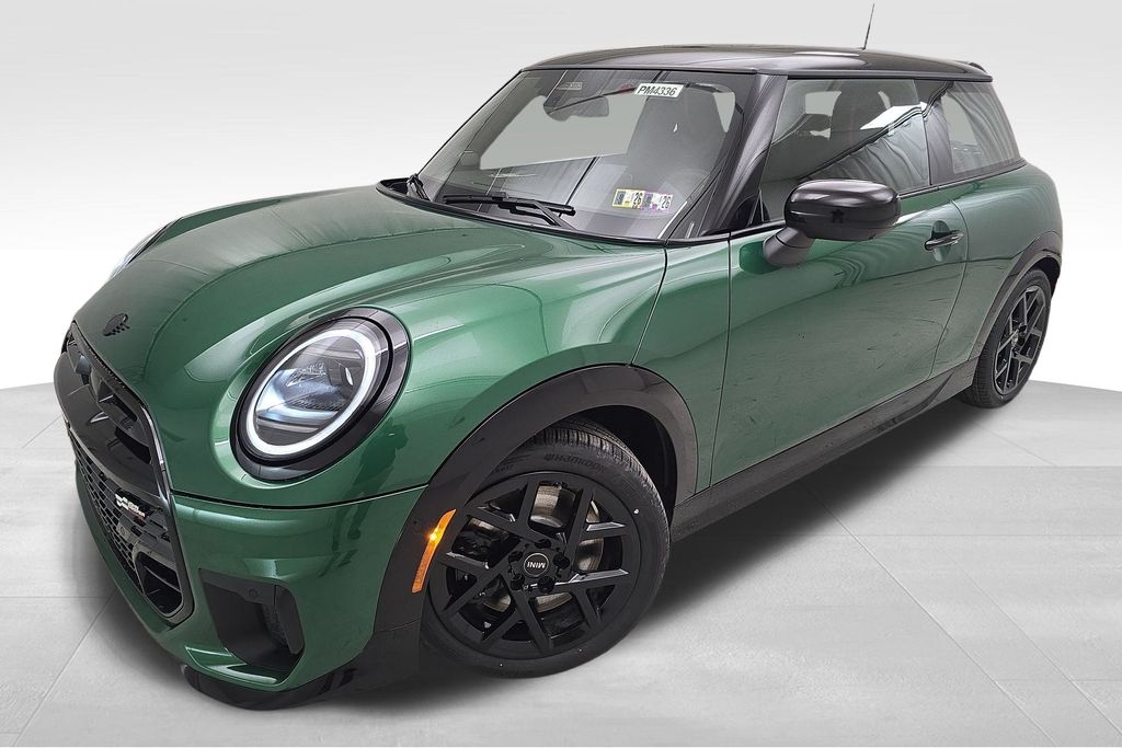 2026 MINI Hardtop 2 Door S's photo