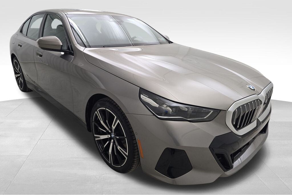 New 2026 BMW 5 Series 530i xDrive Sedan