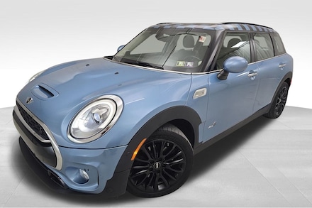 2018 MINI Clubman Cooper S Wagon WMWLU5C59J2G02567