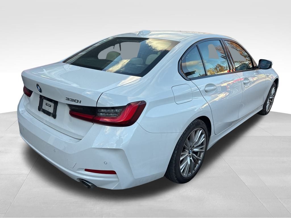 2023 Bmw 330i xDrive photo 3