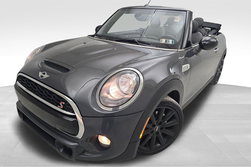 2018 MINI Cooper S's photo