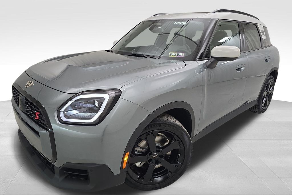 2026 MINI Countryman S's photo