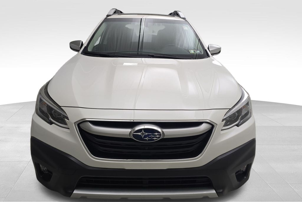 2020 Subaru Outback Touring XT photo 2