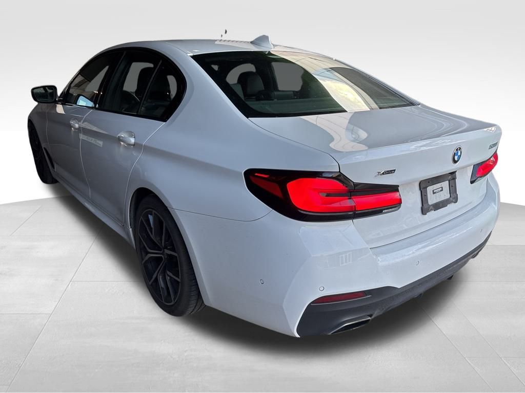 2022 Bmw 530i xDrive photo 2