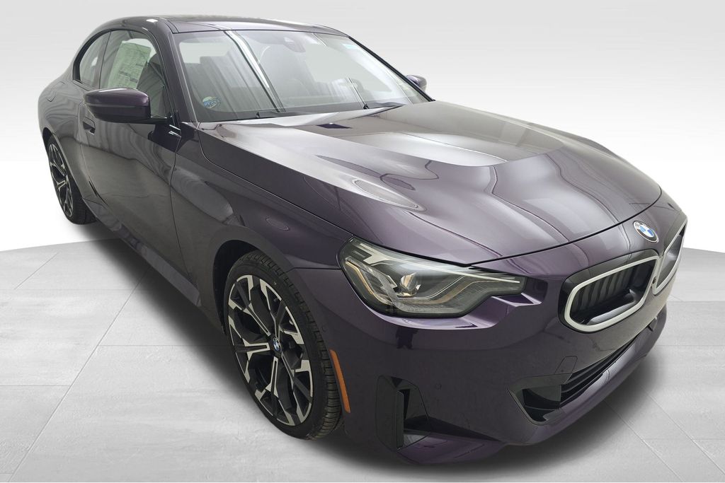 2025 Bmw 230i xDrive Coupe photo 2