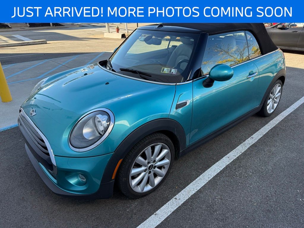 2017 MINI Cooper Base