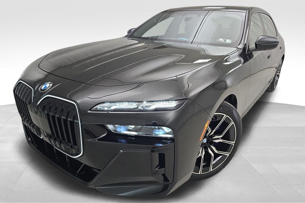 New 2026 BMW 7 Series Sedan