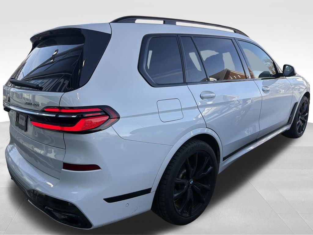 2023 Bmw X7 xDrive40i photo 3