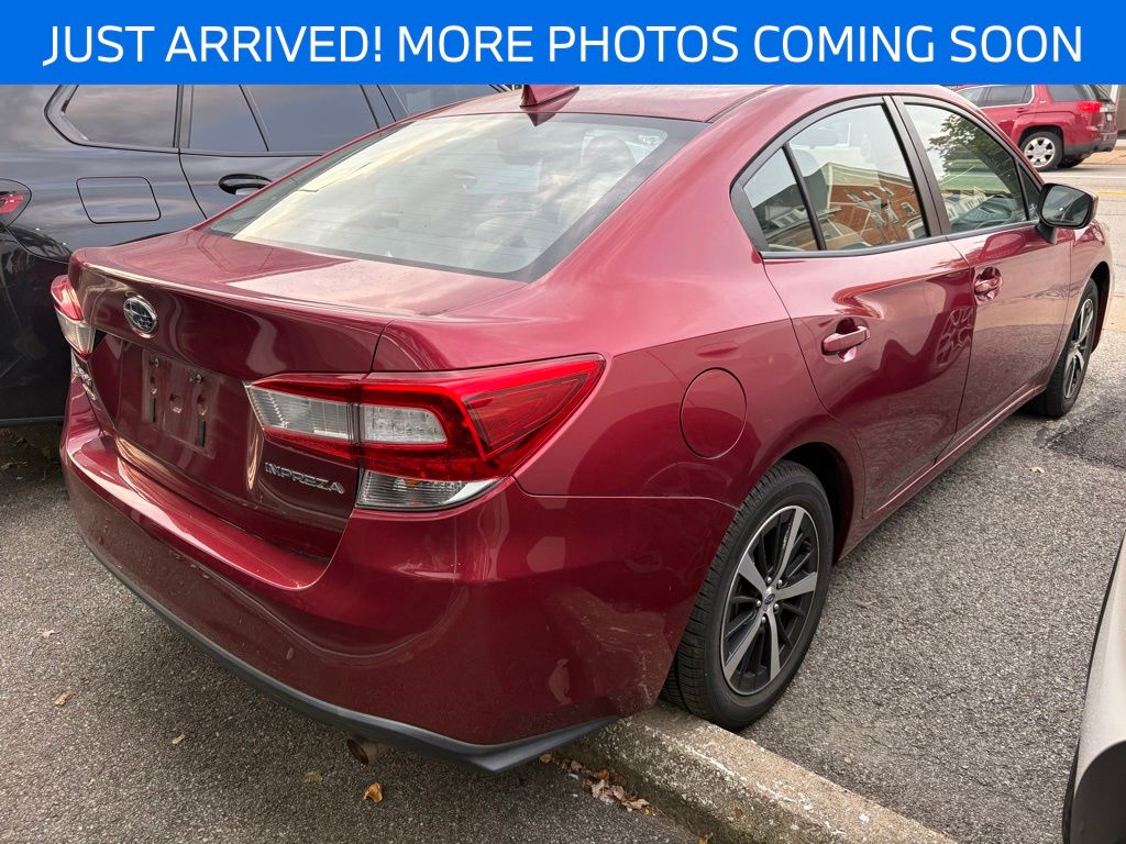 2019 Subaru Impreza 2.0i Premium photo 2