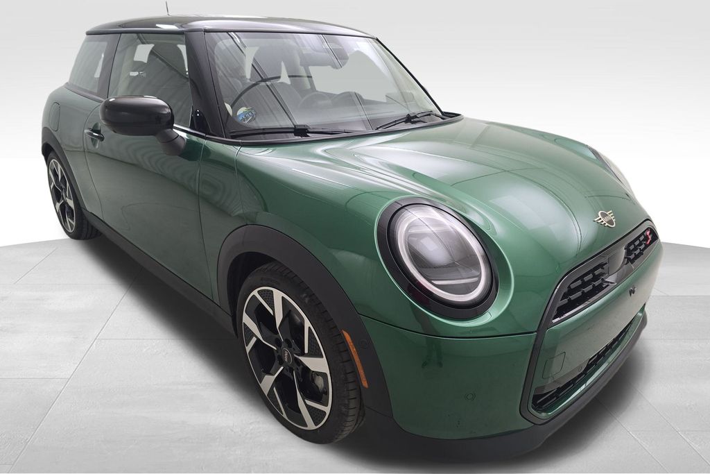 2025 Mini Cooper 2 Door Hardtop S Iconic photo 2