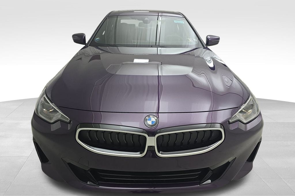 2025 Bmw 230i xDrive Coupe photo 3