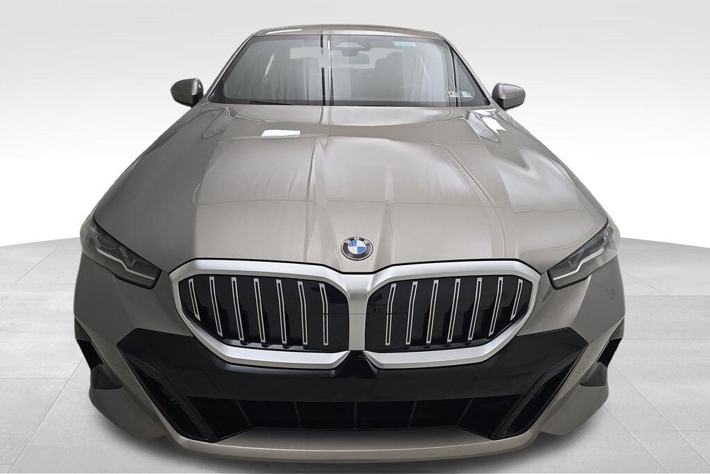 New 2026 BMW 5 Series 530i xDrive Sedan