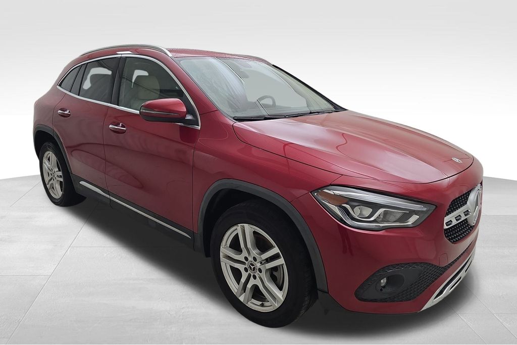 2021 Mercedes Benz GLA 250 4MATIC photo 2