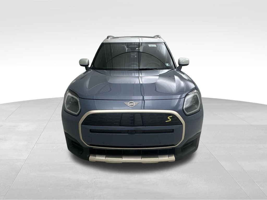 New 2025 MINI Countryman Iconic SUV