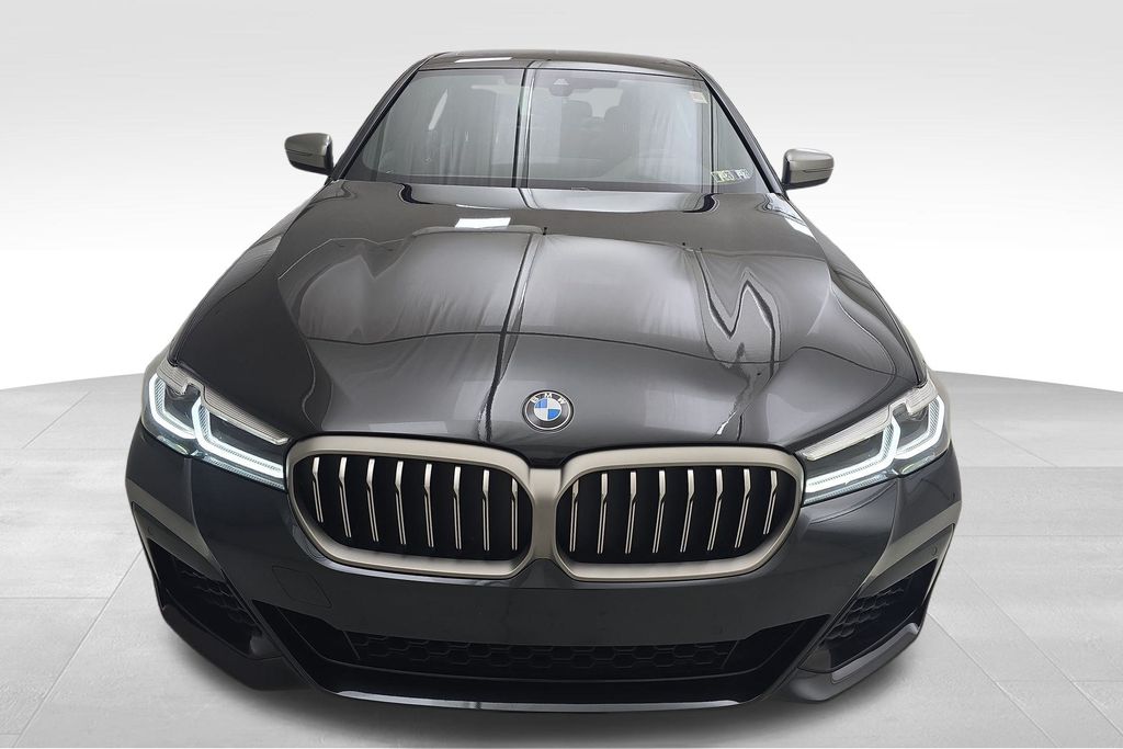 2022 Bmw M550i xDrive Sedan photo 2
