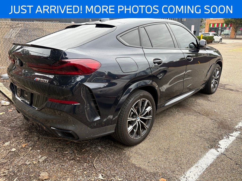 2022 Bmw X6 M50i photo 2