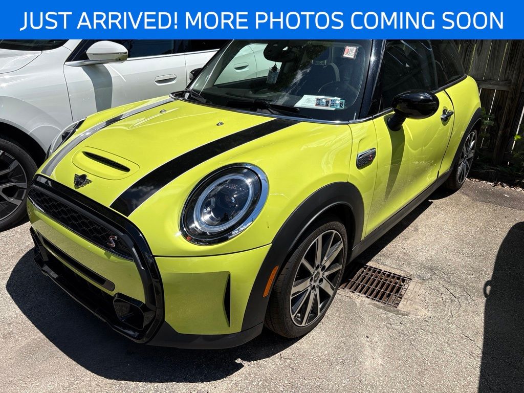 2023 MINI Cooper Cooper S 3 Door's photo