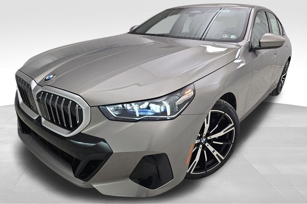 New 2026 BMW 5 Series 530i xDrive Sedan