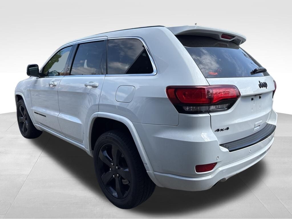 Used 2015 Jeep Grand Cherokee Laredo 4x4 SUV