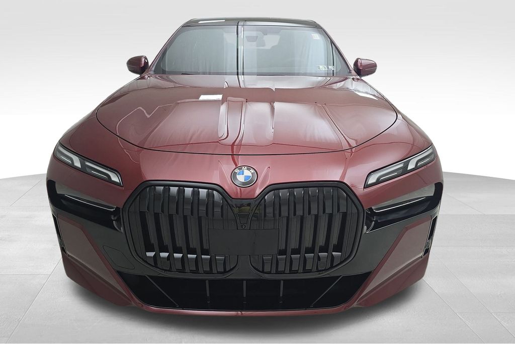 2023 Bmw 740i photo 3
