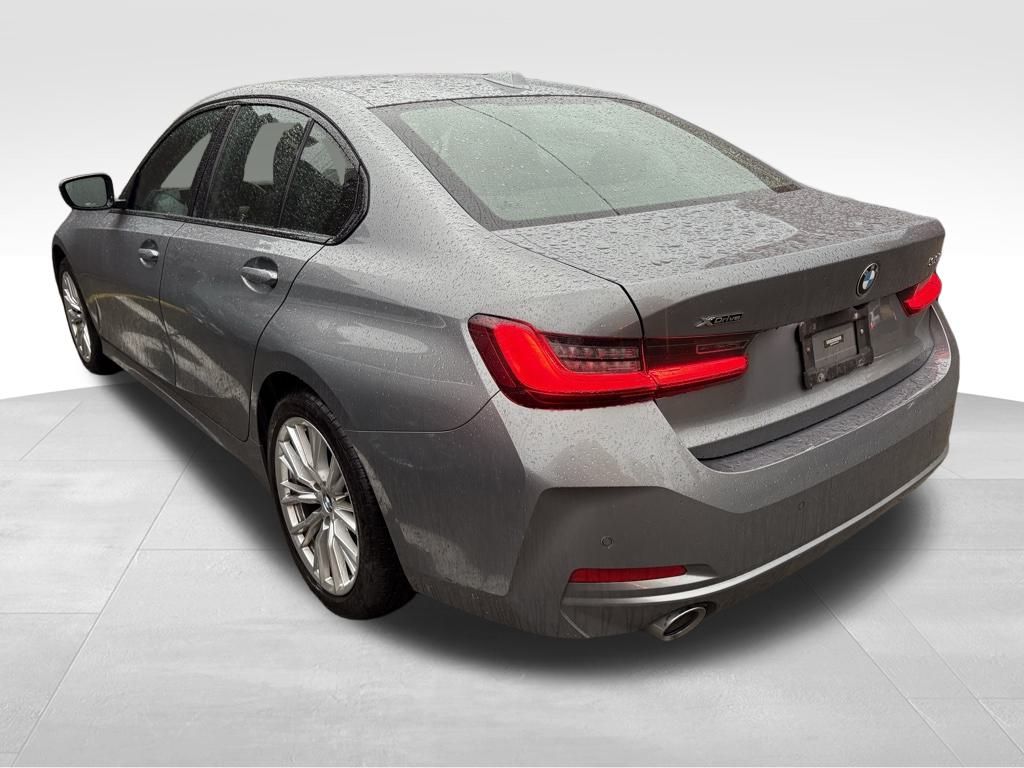 2023 Bmw 330i xDrive photo 2