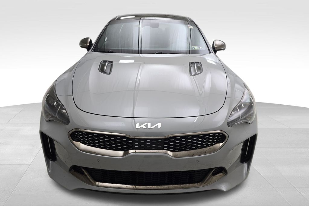 2022 Kia Stinger GT2 photo 3