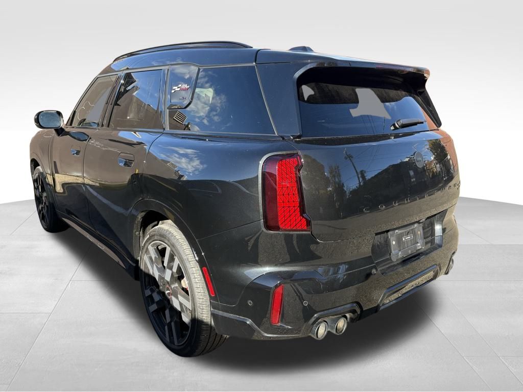 2025 Mini Countryman John Cooper Works Iconic photo 2