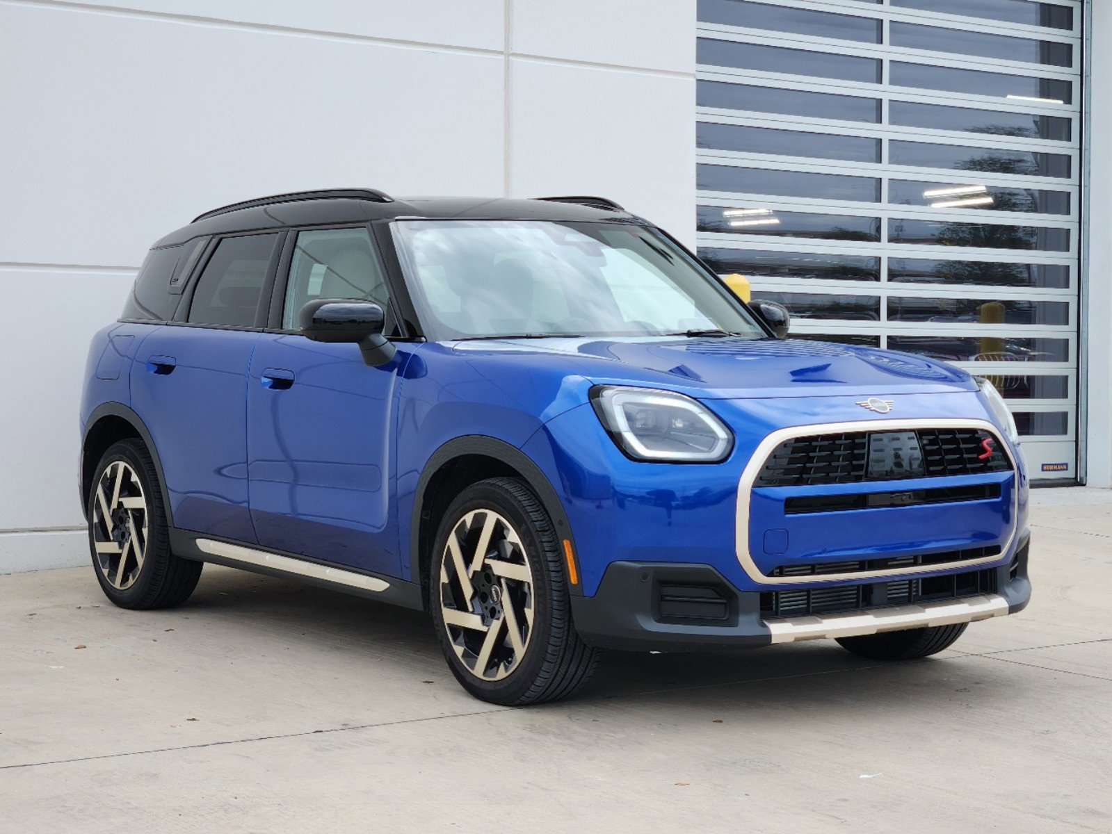 Used 2025 MINI Countryman S with VIN WMZ23GA09S7P30572 for sale in Plano, TX