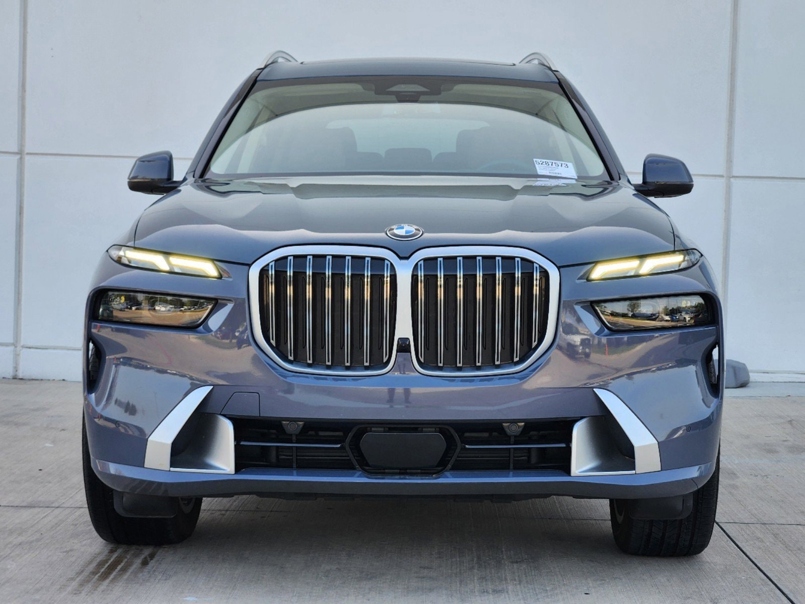 Used 2024 BMW X7 40i with VIN 5UX23EM08R9S89336 for sale in Plano, TX