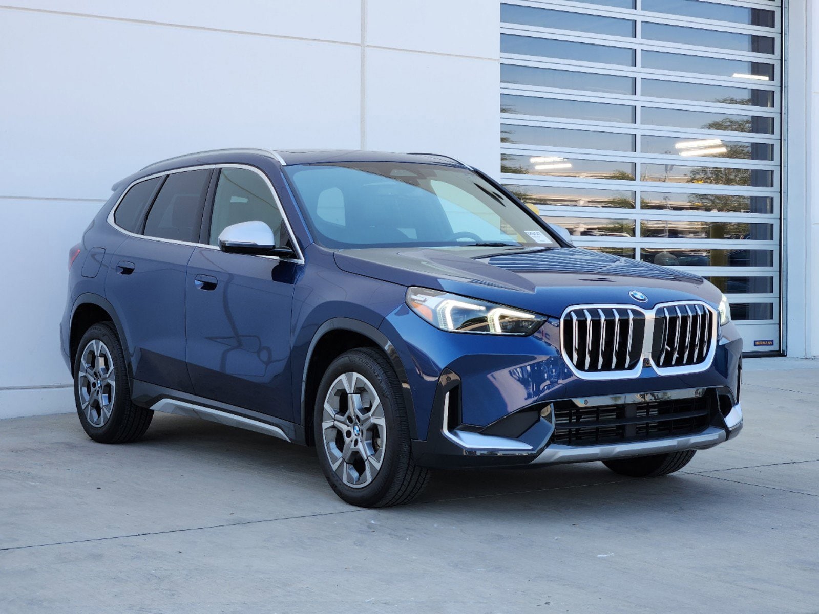 Used 2023 BMW X1 28i with VIN WBX73EF09P5W54649 for sale in Plano, TX