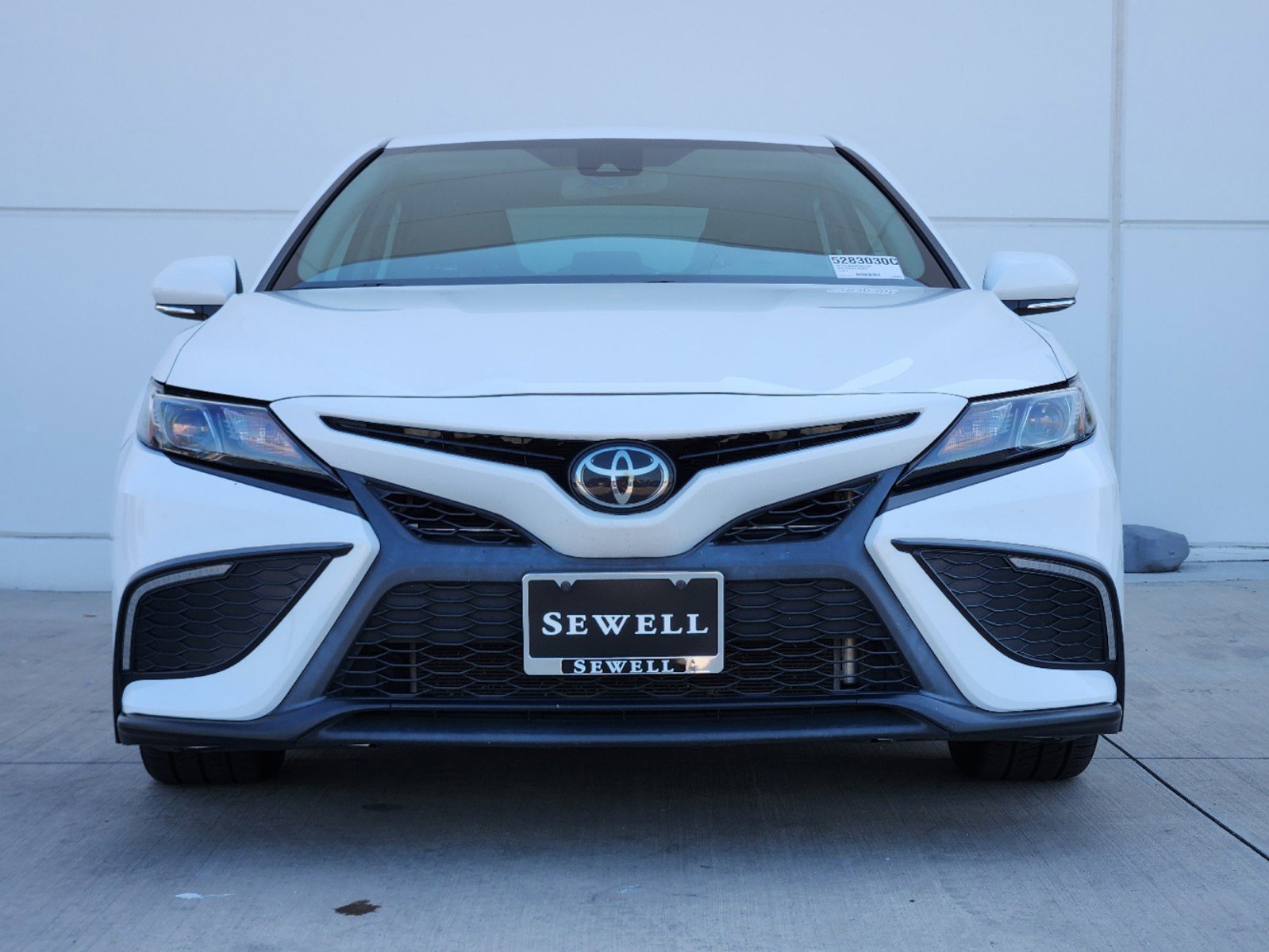 Used 2022 Toyota Camry SE with VIN 4T1T11AK2NU041144 for sale in Plano, TX