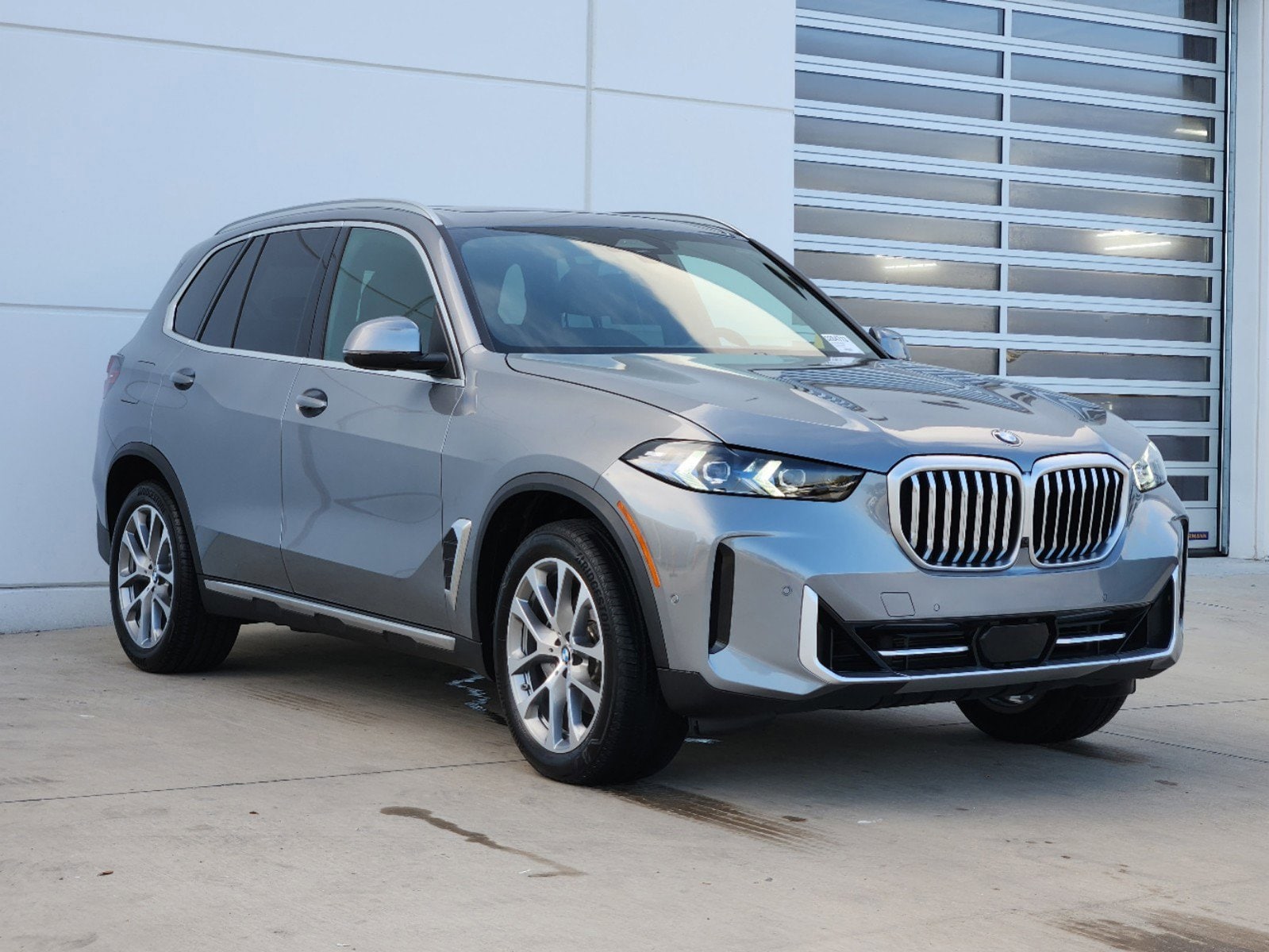 Used 2024 BMW X5 40i with VIN 5UX13EU07R9U93945 for sale in Plano, TX