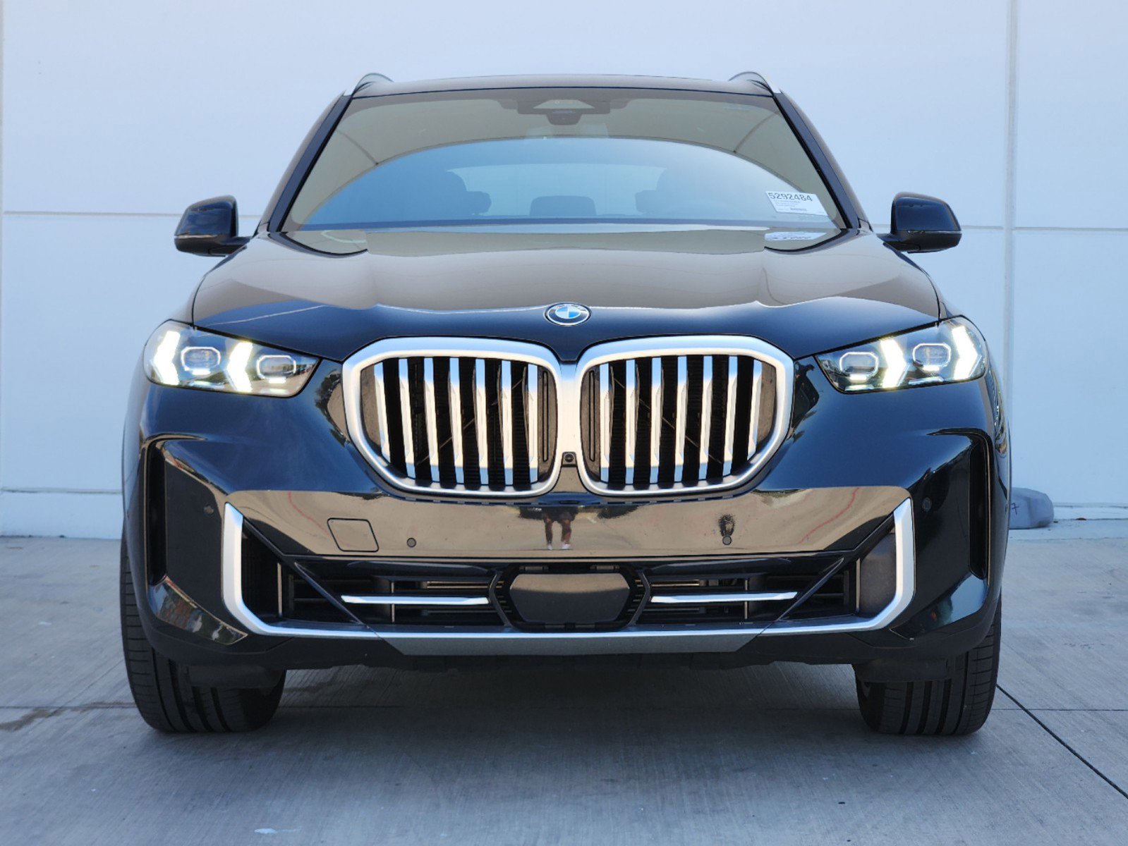 Used 2024 BMW X5 40i with VIN 5UX23EU00R9S58632 for sale in Plano, TX