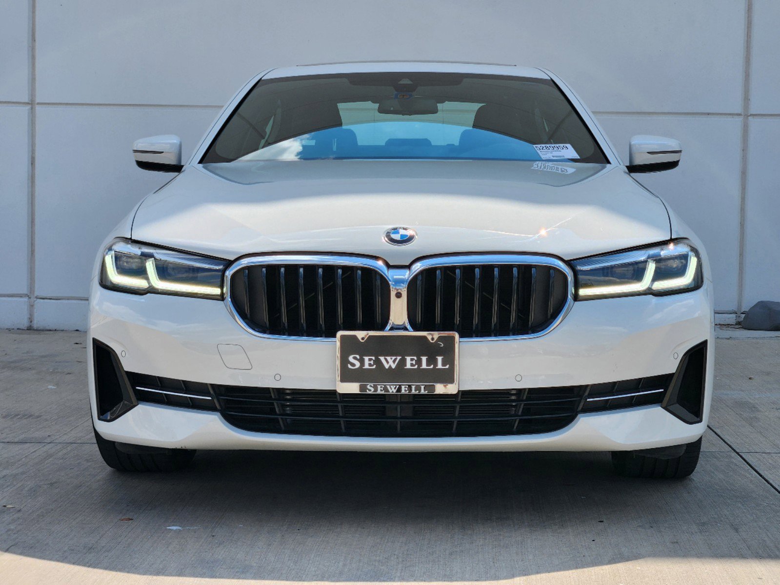 Used 2021 BMW 5 Series 530i with VIN WBA53BH01MWX27533 for sale in Plano, TX