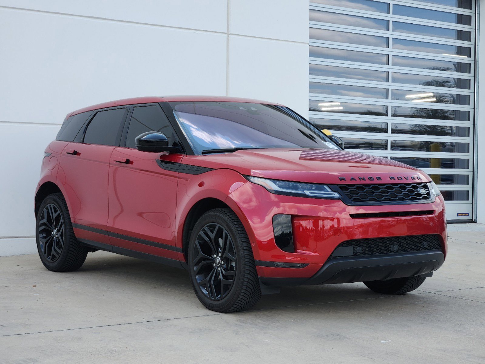 Used 2020 Land Rover Range Rover Evoque SE with VIN SALZP2FX2LH018811 for sale in Plano, TX