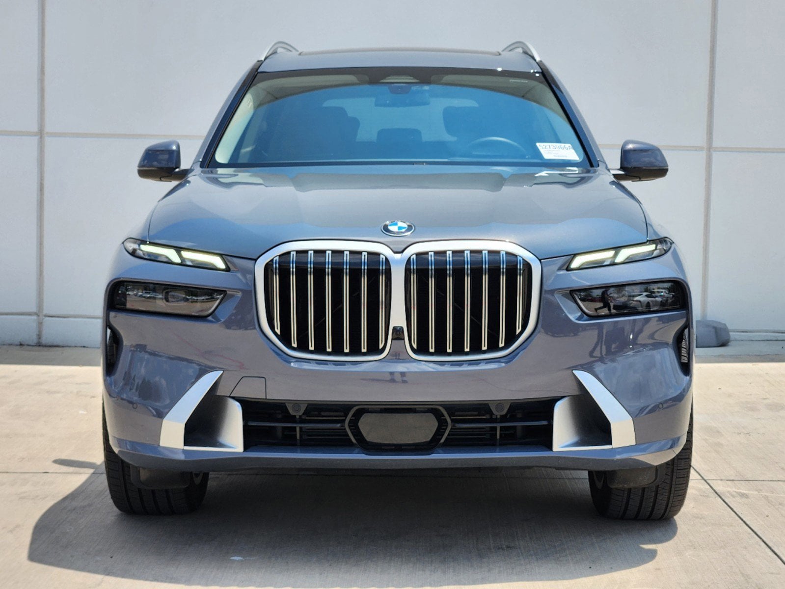 Used 2024 BMW X7 40i with VIN 5UX23EM04R9T53128 for sale in Plano, TX