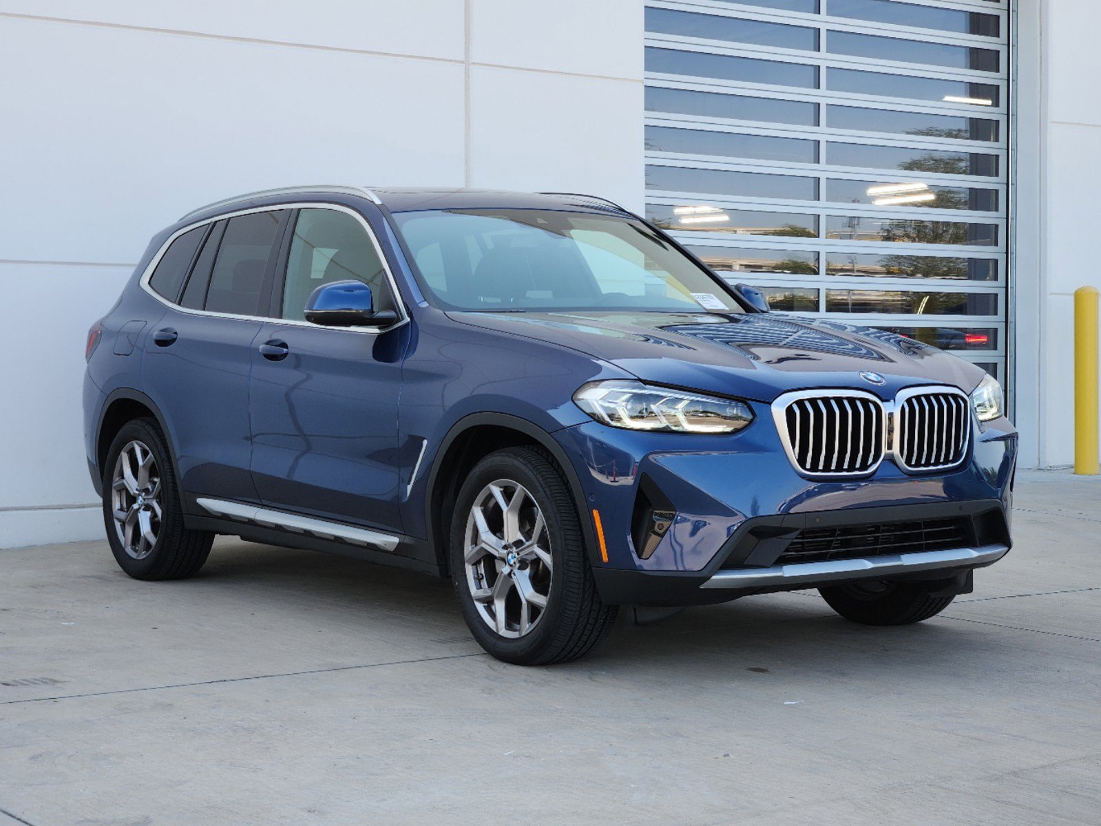 Used 2023 BMW X3 30i with VIN 5UX43DP09P9S19274 for sale in Plano, TX