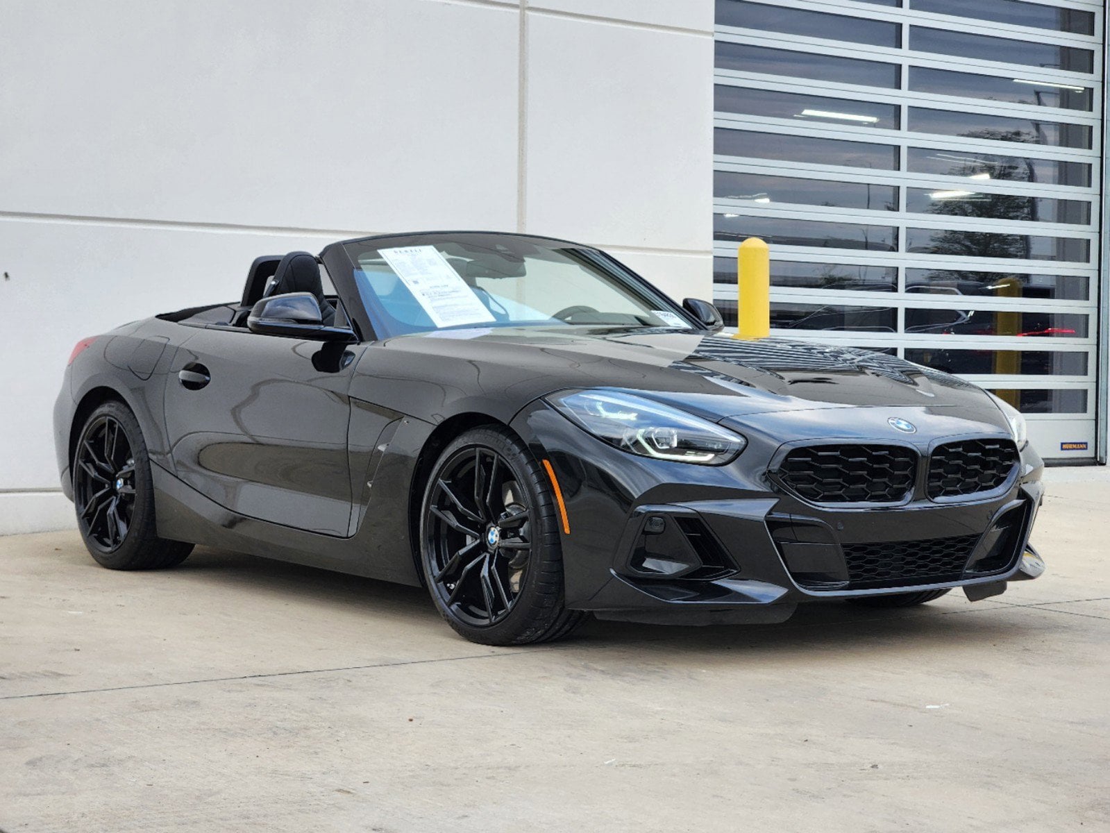 Used 2023 BMW Z4 Base with VIN WBAHF3C09PWY11394 for sale in Plano, TX