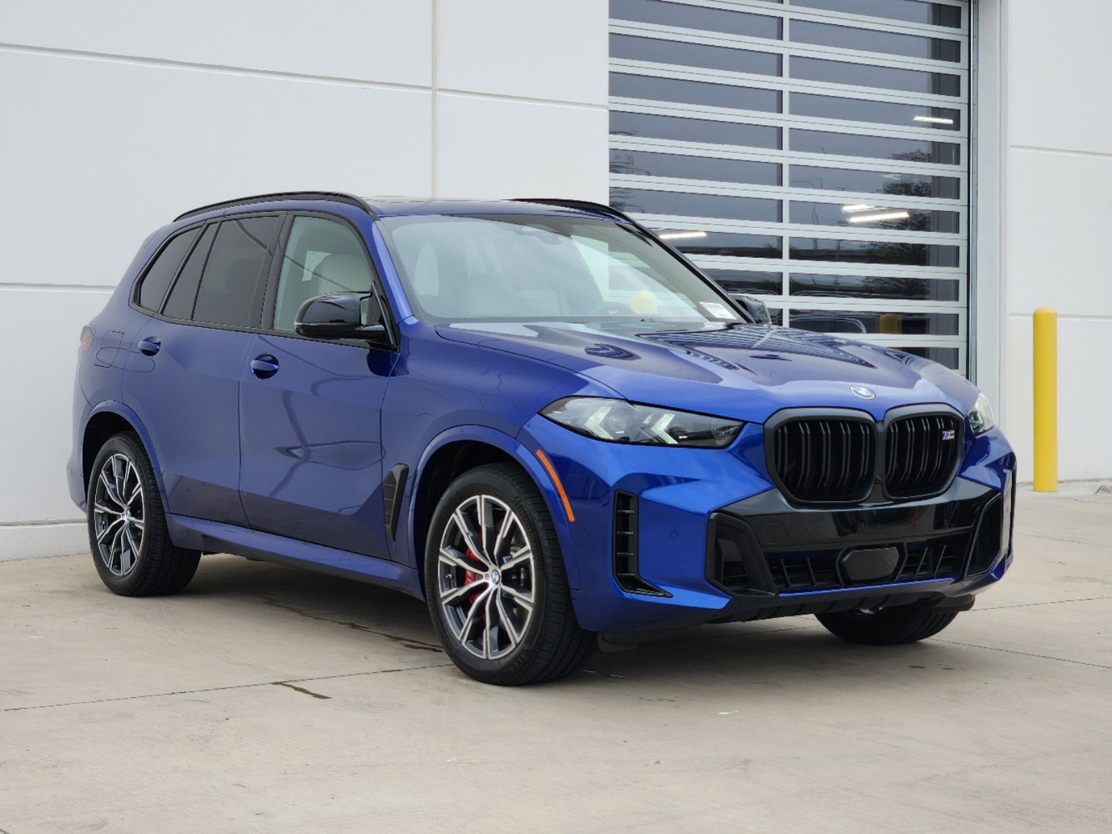 Used 2024 BMW X5 M60i with VIN 5UX33EU04R9T61380 for sale in Plano, TX