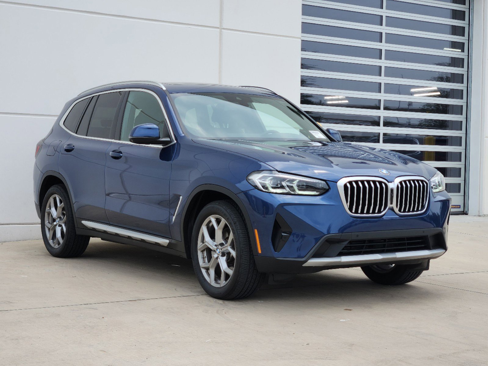 Used 2023 BMW X3 30i with VIN 5UX43DP06P9S59425 for sale in Plano, TX